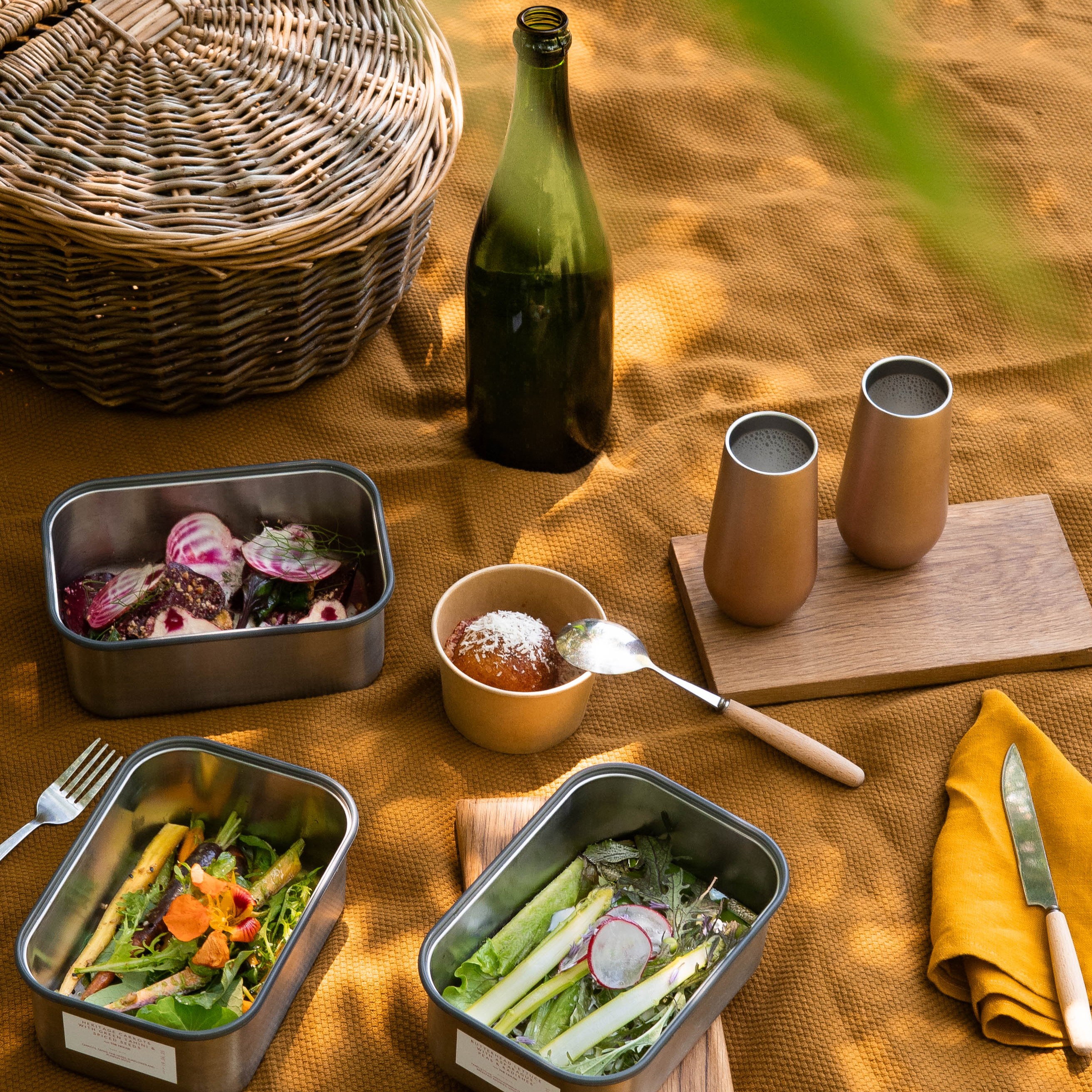 Picnics (1)
